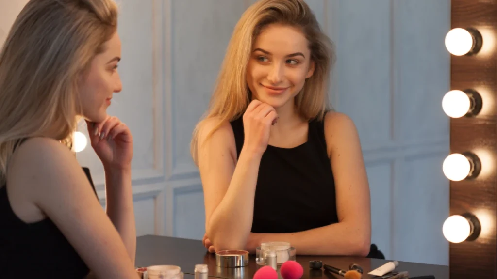 Clean Beauty Wave: Must-Try Makeup Trends for 2025