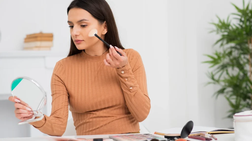 Clean Beauty Wave: Must-Try Makeup Trends for 2025